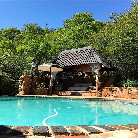 Aloe Guesthouse Klerksdorp Bagian luar foto