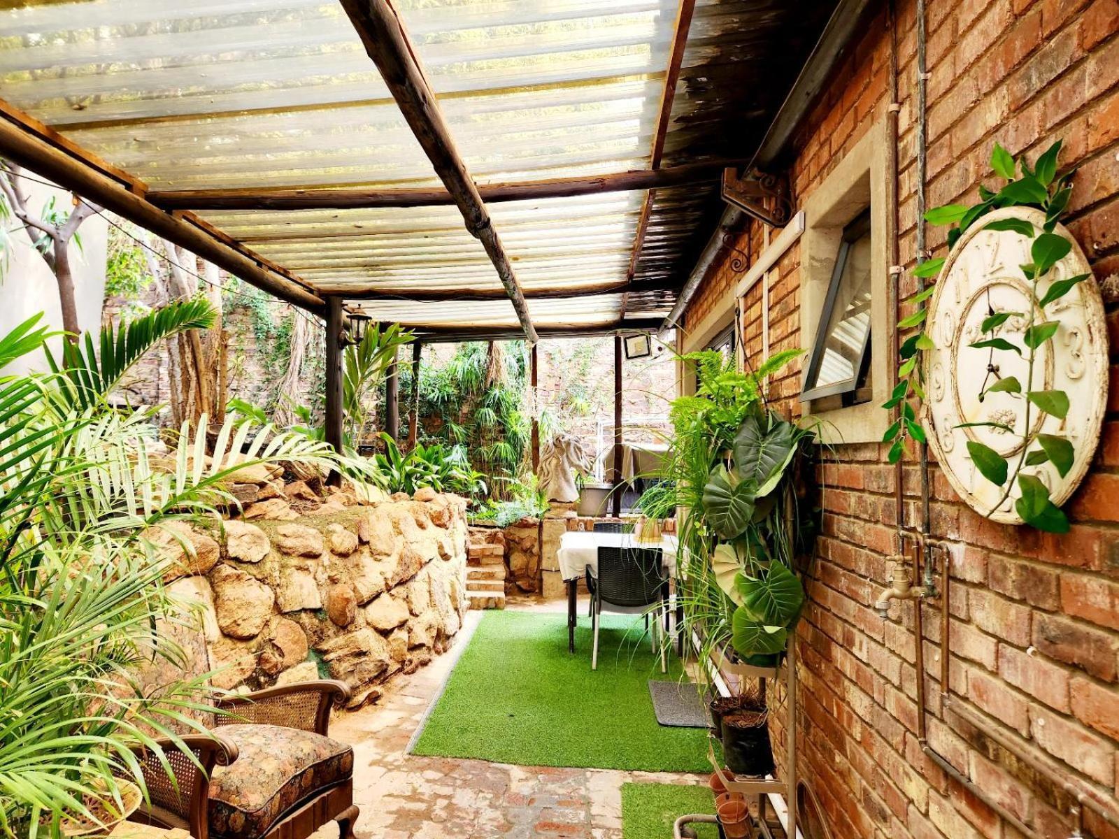 Aloe Guesthouse Klerksdorp Ruang foto