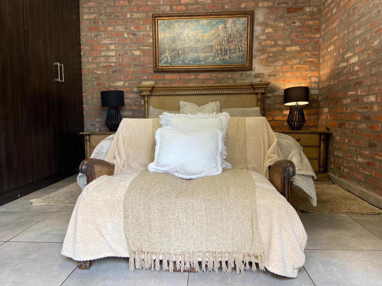 Aloe Guesthouse Klerksdorp Ruang foto