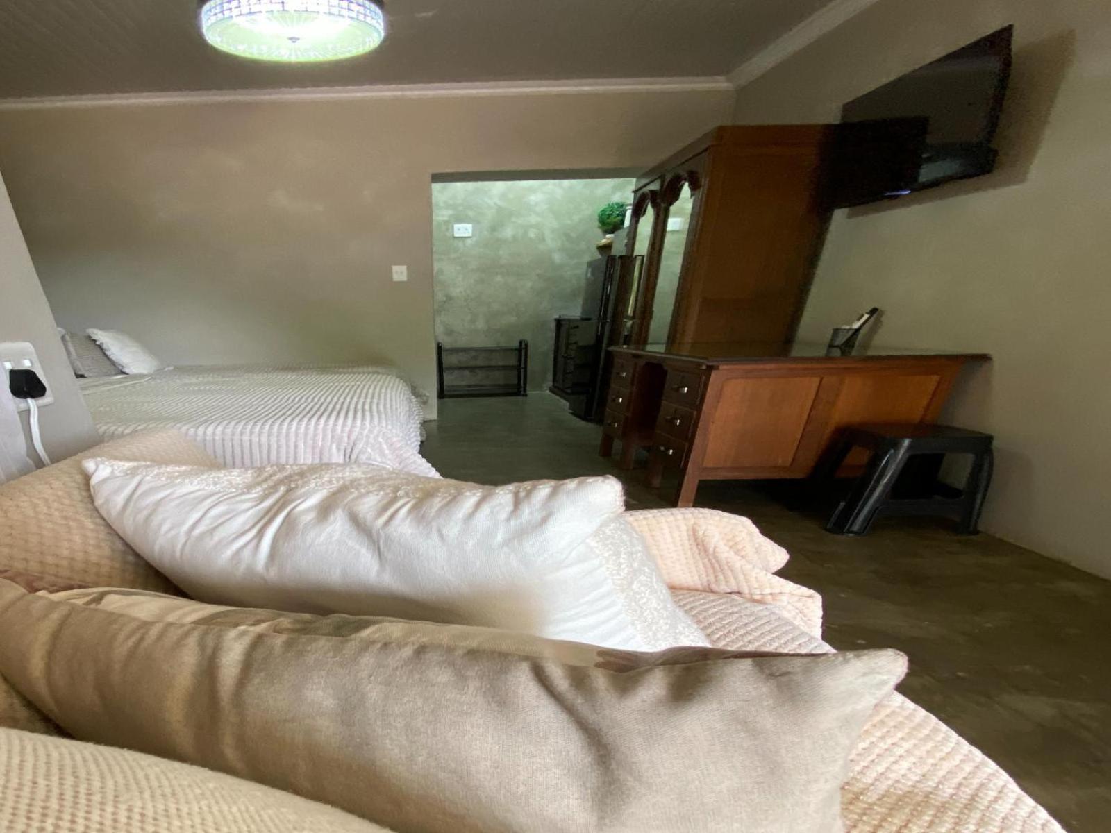 Aloe Guesthouse Klerksdorp Bagian luar foto